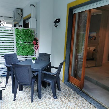 Sorrento'S Holidays Room 1 Exteriör bild