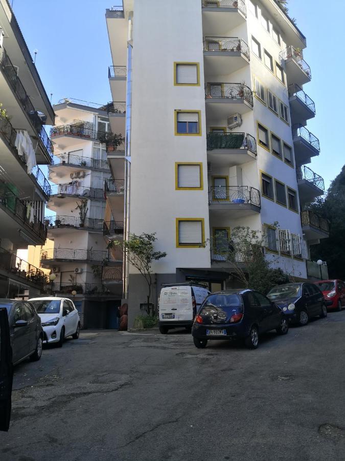 Sorrento'S Holidays Room 1 Exteriör bild